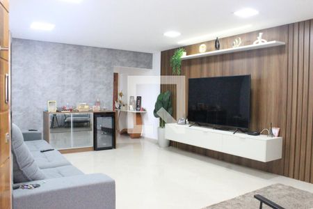 Sala de casa à venda com 3 quartos, 270m² em Vila Milton, Guarulhos