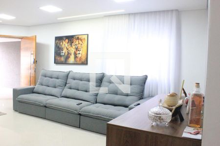 Sala de casa à venda com 3 quartos, 270m² em Vila Milton, Guarulhos
