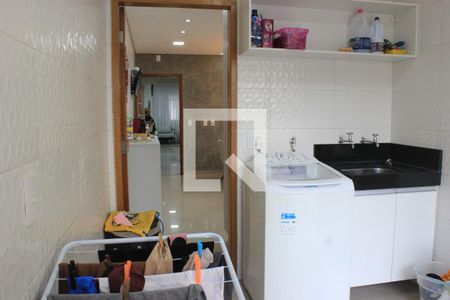 Casa à venda com 270m², 3 quartos e 4 vagasLavanderia