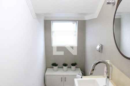 Casa à venda com 270m², 3 quartos e 4 vagasLavabo