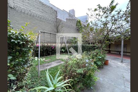 Apartamento para alugar com 70m², 2 quartos e 1 vagaÁrea comum - Playground