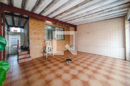 garagem de casa à venda com 4 quartos, 156m² em Cambuci, São Paulo