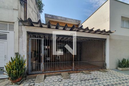 Casa à venda com 156m², 4 quartos e 2 vagasFachada