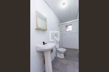 Banheiro de casa para alugar com 2 quartos, 80m² em Penha de França, São Paulo