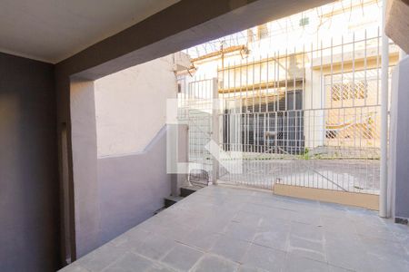 Garagem de casa para alugar com 2 quartos, 80m² em Penha de França, São Paulo