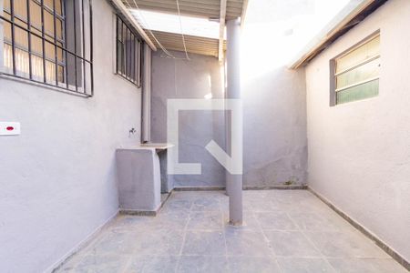 Casa para alugar com 80m², 2 quartos e 1 vaga Casa para alugar com 80m², 2 quartos e 1 vagaÁrea de Serviço
