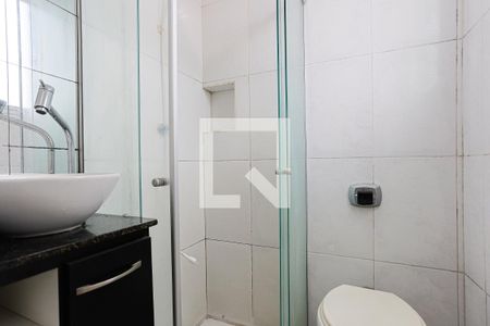 Banheiro de apartamento para alugar com 1 quarto, 30m² em Cidade Baixa, Porto Alegre