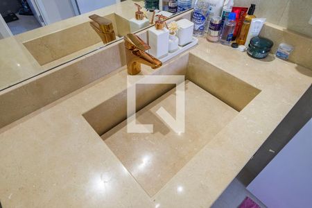 Apartamento à venda com 84m², 3 quartos e 2 vagasBanheiro