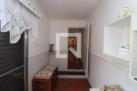 Casa à venda com 248m², 3 quartos e 2 vagasQuarto 2