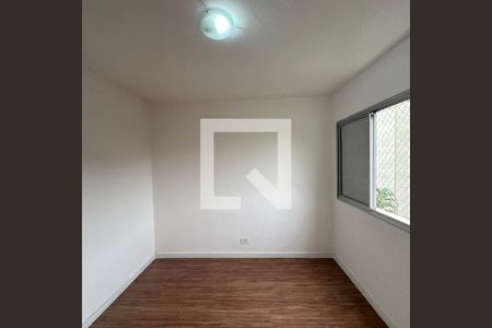 Quarto 1 de apartamento para alugar com 3 quartos, 70m² em Jardim Peri Peri, São Paulo