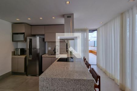 Apartamento à venda com 320m², 4 quartos e 3 vagas Apartamento à venda com 320m², 4 quartos e 3 vagasCobertura