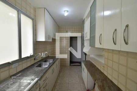 Apartamento à venda com 83m², 3 quartos e 2 vagasCozinha