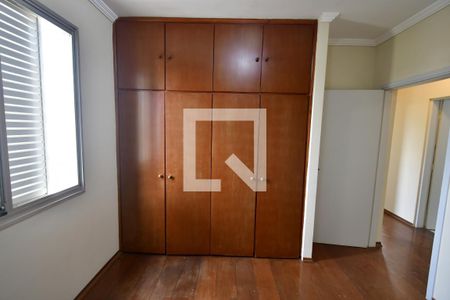 Quarto 1 - Armários de apartamento para alugar com 3 quartos, 83m² em Jardim das Paineiras, Campinas