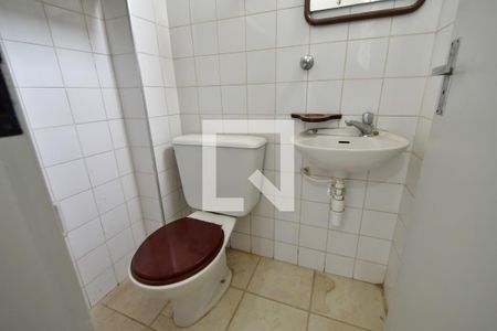 Apartamento à venda com 83m², 3 quartos e 2 vagasBanheiro de serviço