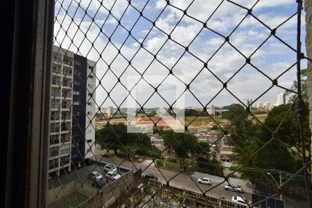 Apartamento à venda com 83m², 3 quartos e 2 vagasQuarto 2 - Armários