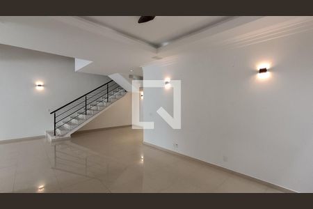 Sala de casa de condomínio para alugar com 4 quartos, 341m² em Granja Olga Iii, Sorocaba