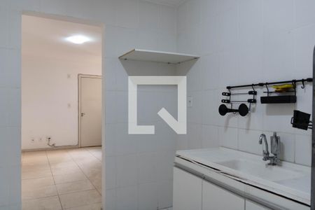 Cozinha de apartamento para alugar com 2 quartos, 52m² em Camargos, Belo Horizonte