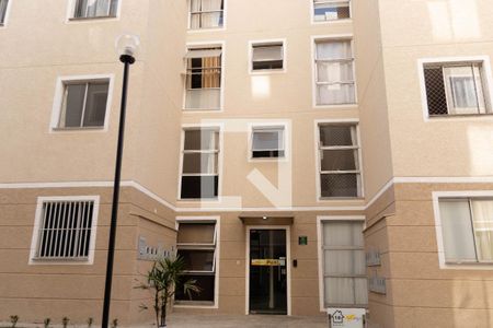 Fachada do bloco de apartamento para alugar com 2 quartos, 52m² em Camargos, Belo Horizonte