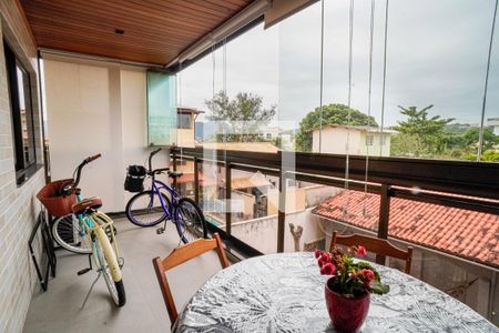 Sala de apartamento para alugar com 1 quarto, 54m² em Piratininga, Niterói