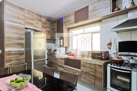 Casa à venda com 188m², 4 quartos e 4 vagasCozinha