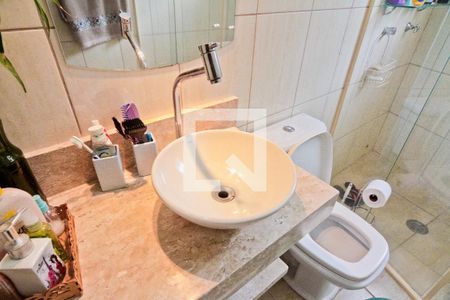 Casa à venda com 188m², 4 quartos e 4 vagasBanheiro
