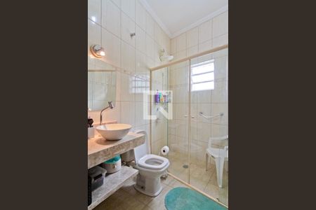 Casa à venda com 188m², 4 quartos e 4 vagasBanheiro