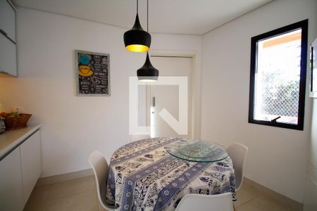 Apartamento à venda com 204m², 3 quartos e 4 vagasCopa