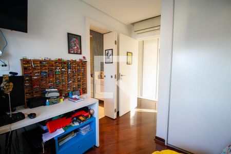 Apartamento à venda com 204m², 3 quartos e 4 vagasSuíte 1