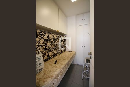 Apartamento à venda com 204m², 3 quartos e 4 vagasQuarto de Serviço