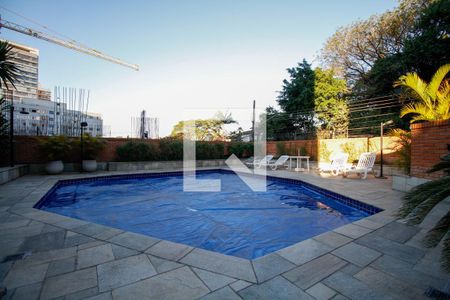 Apartamento à venda com 204m², 3 quartos e 4 vagasÁrea Comum - Piscina