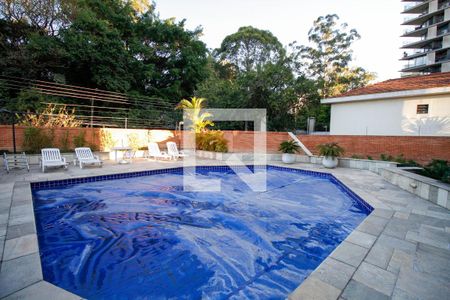 Apartamento à venda com 204m², 3 quartos e 4 vagasÁrea Comum - Piscina