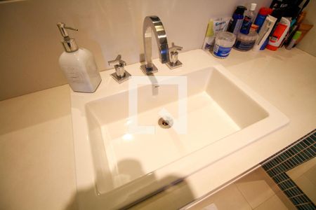 Apartamento à venda com 204m², 3 quartos e 4 vagasBanheiro da Suíte 3