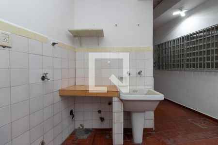 Casa à venda com 105m², 3 quartos e sem vagaÁrea de Serviço