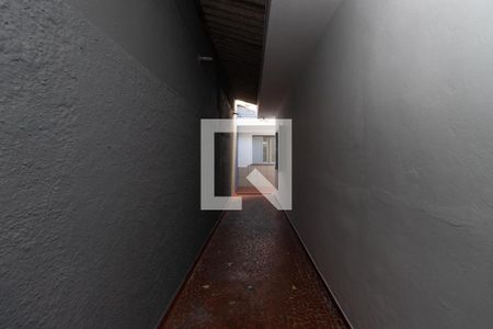 Casa à venda com 105m², 3 quartos e sem vagaCorredor