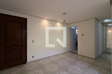 Sala de apartamento para alugar com 2 quartos, 54m² em Jardim Santo André, Santo André