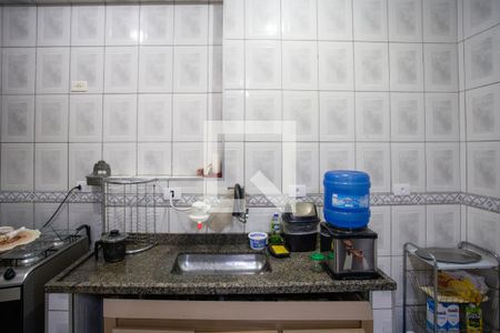 Casa à venda com 155m², 3 quartos e 2 vagas Casa à venda com 155m², 3 quartos e 2 vagasCozinha