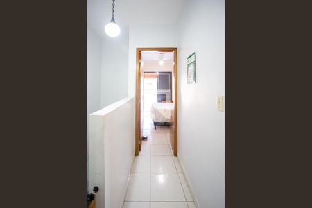 Casa à venda com 155m², 3 quartos e 2 vagas Casa à venda com 155m², 3 quartos e 2 vagasCorredor