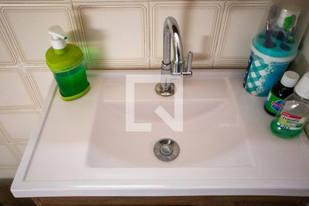 Casa à venda com 155m², 3 quartos e 2 vagas Casa à venda com 155m², 3 quartos e 2 vagasBanheiro Social