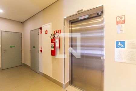 Studio para alugar com 25m², 1 quarto e sem vagaHall Social