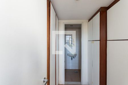 Apartamento à venda com 176m², 4 quartos e 2 vagasQuarto de Serviço