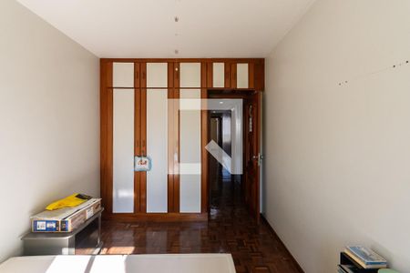 Apartamento à venda com 176m², 4 quartos e 2 vagasQuarto 2