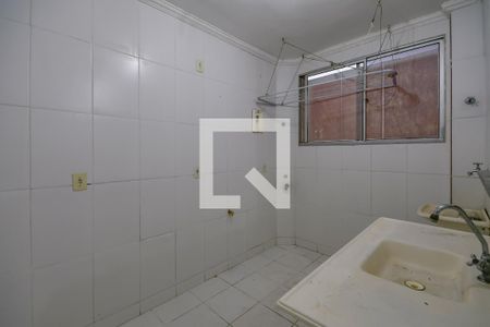 Cozinha de apartamento à venda com 2 quartos, 43m² em Serrano, Belo Horizonte