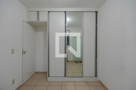 Quarto 2 de apartamento à venda com 2 quartos, 43m² em Serrano, Belo Horizonte