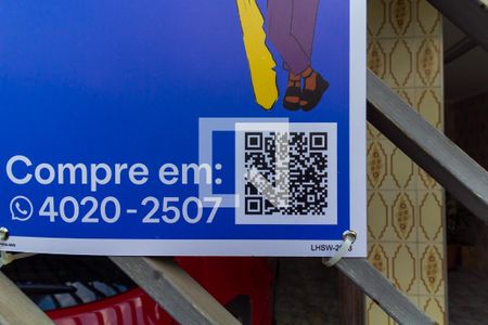 Casa à venda com 134m², 3 quartos e 3 vagas Casa à venda com 134m², 3 quartos e 3 vagasPlaquinha