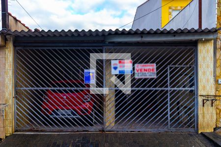 Casa à venda com 134m², 3 quartos e 3 vagas Casa à venda com 134m², 3 quartos e 3 vagasFachada