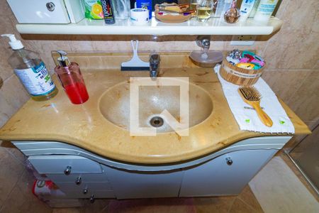 Casa à venda com 134m², 3 quartos e 3 vagas Casa à venda com 134m², 3 quartos e 3 vagasBanheiro 1