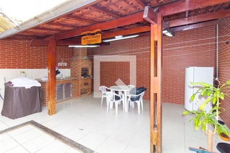 Casa à venda com 134m², 3 quartos e 3 vagas Casa à venda com 134m², 3 quartos e 3 vagasChurrasqueira