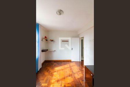 Quarto de apartamento à venda com 4 quartos, 150m² em Serra, Belo Horizonte