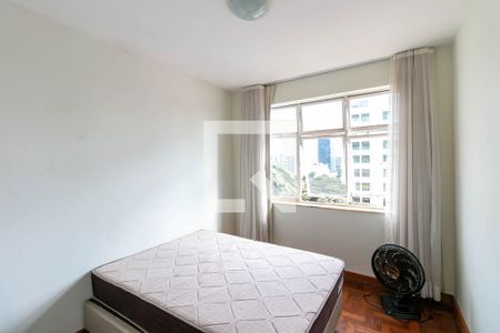 Apartamento à venda com 150m², 4 quartos e 2 vagasQuarto