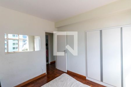 Apartamento à venda com 150m², 4 quartos e 2 vagasQuarto
